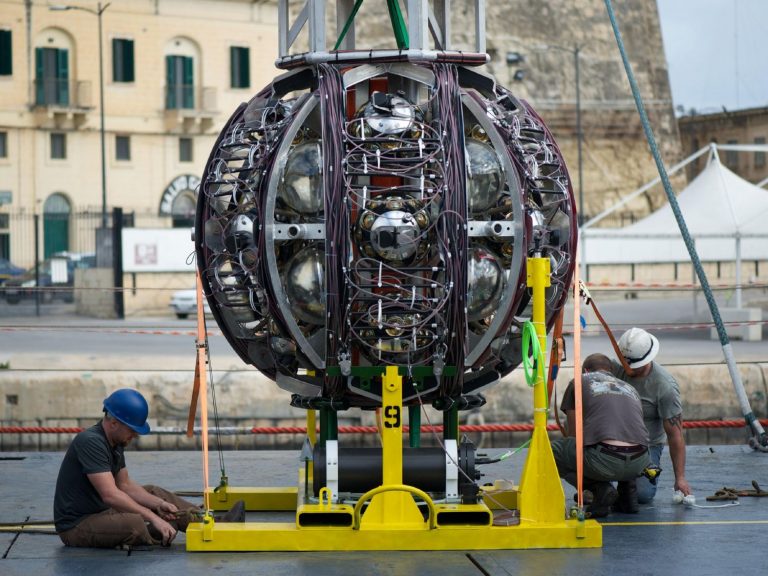 El IFIC participa en el telescopio de neutrinos KM3NET/ARCA