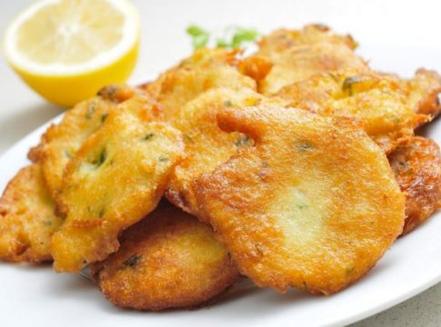 tortillitas de bacalao 1 Cómo hacer unas tortillitas de bacalao para chuparse los dedos