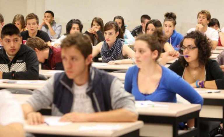 Un 35% de universitarios españoles ha sufrido acoso y un 5% ha denunciado