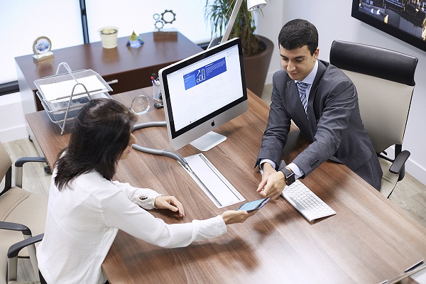 ¿Cómo abrir una cuenta corriente en La Caixa?