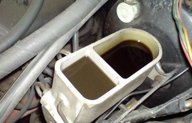 Cómo cambiar el líquido de frenos en tu coche 1 ¿Cuándo debo cambiar el líquido de frenos?