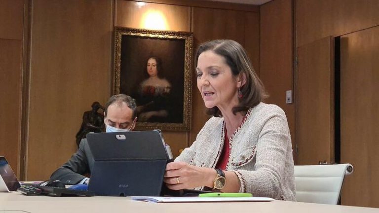 España defiende en el G20 los certificados de movilidad internacionales