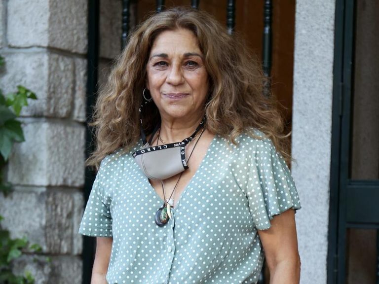 Lolita Flores, pletórica y acompañada de los suyos en su 63 cumpleaños