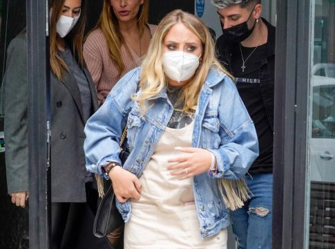 Rocío Flores desmiente que le molestasen las palabras de Olga Moreno sobre su familia Rocío Flores desmiente que le molestasen las palabras de Olga Moreno sobre su familia