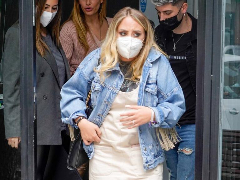 Rocío Flores desmiente que le molestasen las palabras de Olga Moreno sobre su familia