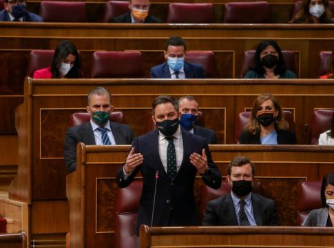 Vox presentará recurso de amparo al TC tras perder un senador en Cataluña con la cuota 'imperiali' Vox presentará recurso de amparo al TC tras perder un senador en Cataluña con la cuota 'imperiali'