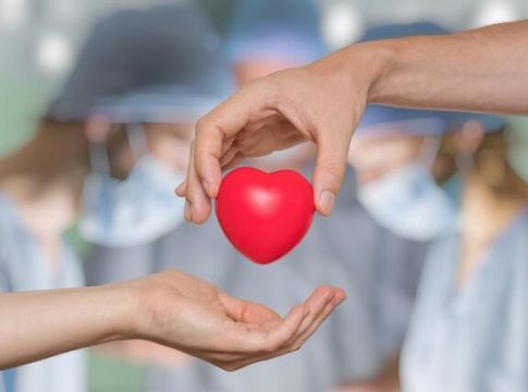 Médicos españoles realizan por primera vez un trasplante de corazón en asistolia a un bebé Médicos españoles realizan por primera vez un trasplante de corazón en asistolia a un bebé