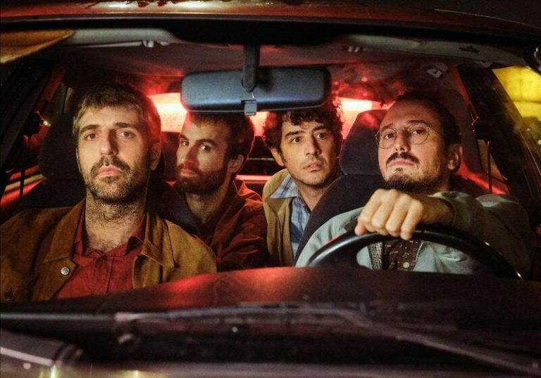 Manel ofrecerá este viernes un concierto sin distancia en un estudio clínico