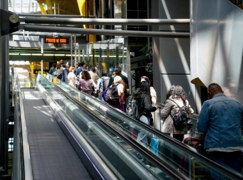 Reino Unido y Japón, nuevos países exentos de restricciones para viajar a España Reino Unido y Japón, nuevos países exentos de restricciones para viajar a España