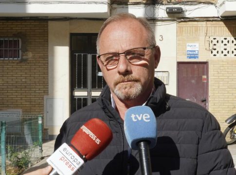 La familia de Marta del Castillo recurrirá el nuevo archivo de la causa contra el hermano de Carcaño La familia de Marta del Castillo recurrirá el nuevo archivo de la causa contra el hermano de Carcaño