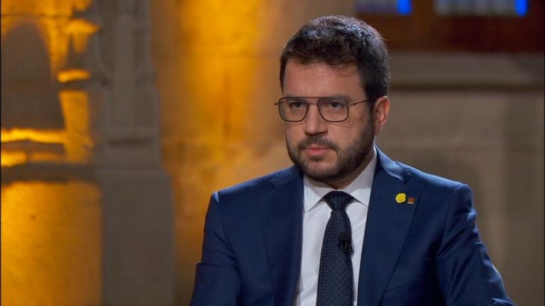 Aragonès propondrá reducirse el sueldo un 15%: 