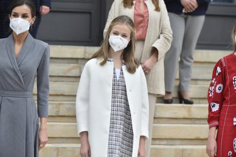 La Princesa Leonor recibe la Confirmación este viernes La Princesa Leonor recibe la Confirmación este viernes