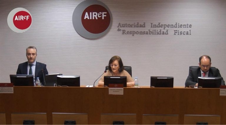 AIReF mejora el déficit en 2021-2023 previsto por el Gobierno
