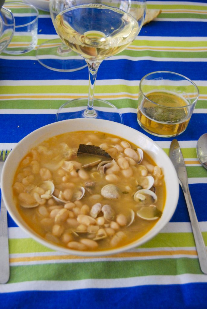 Alubias a lo pobre: la receta de la abuela para un guiso delicioso 1 Un buen guiso de alubias