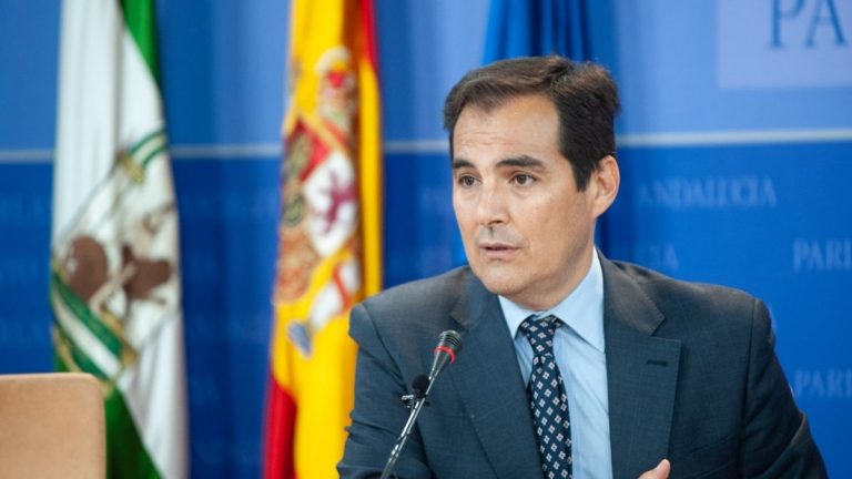 Andalucía propone un cambio legal para poder cerrar municipios con alta incidencia