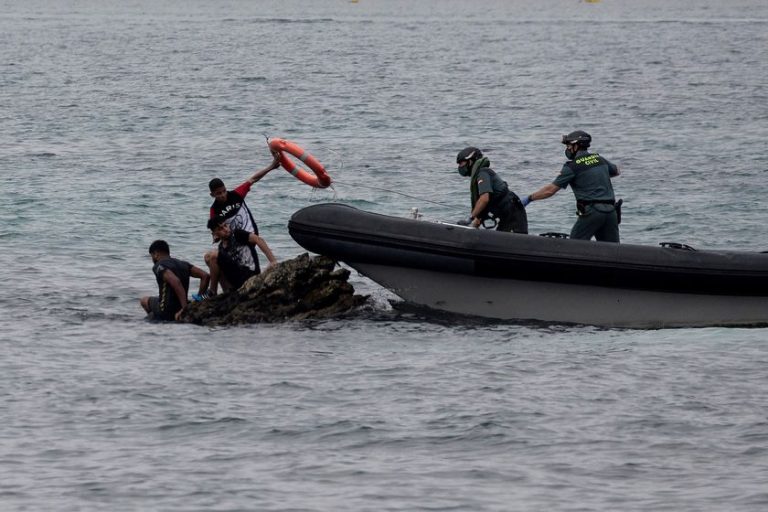Andalucía acogerá 13 menores no acompañados procedentes de Ceuta