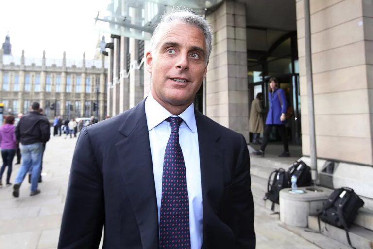 Andrea Orcel remodela la ejecutiva de UniCredit, que contará solo con 15 miembros