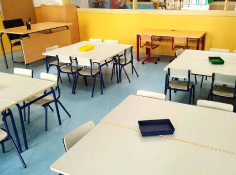 VÍDEO: CCOO, UGT y la FAPA Giner de los Ríos censuran la tramitación de la Ley educativa con la Asamblea disuelta