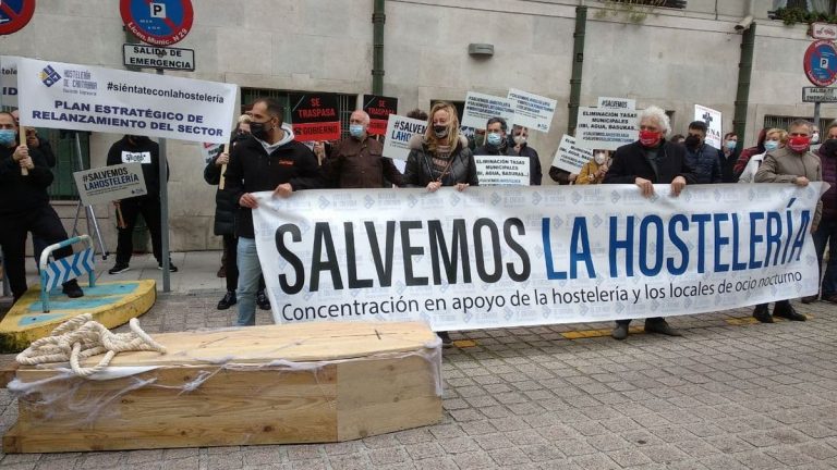 Cantabria prorroga otros 14 días el cierre en hostelería y baraja medidas tras el 9M
