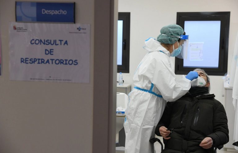 Castilla y León registra 306 nuevos casos y dos fallecidos