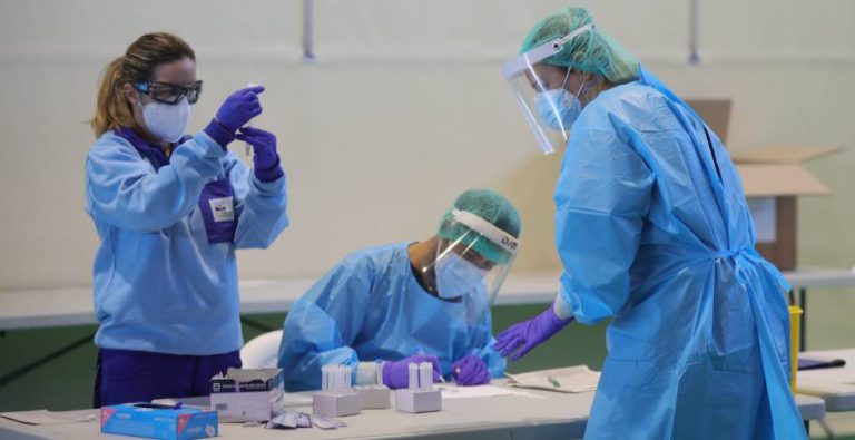 Castilla y León registra 251 nuevos casos y dos fallecidos