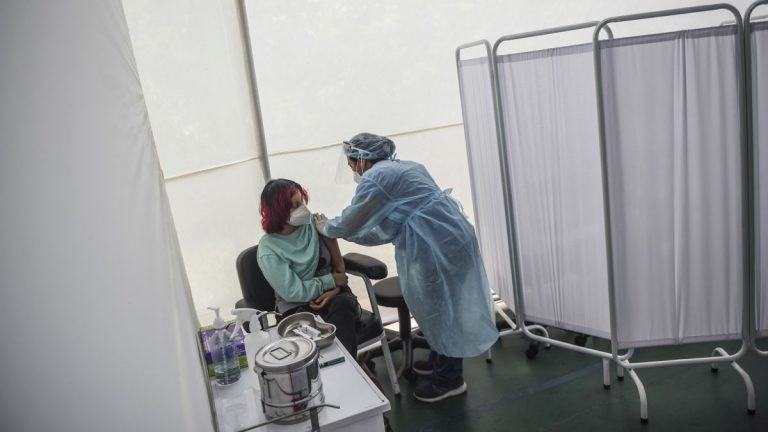 Castilla y León registra 333 nuevos casos, dos fallecidos y 71 altas