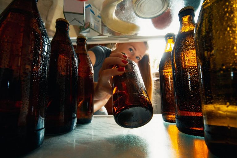 Cerveza: usos alternativos desconocidos que te salvarán el día