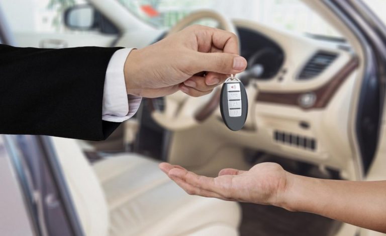 Coches eléctricos: las claves que debes considerar antes de comprar uno