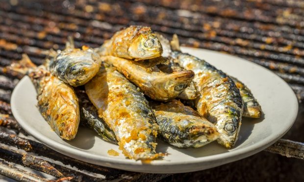 Sardinas en papilote