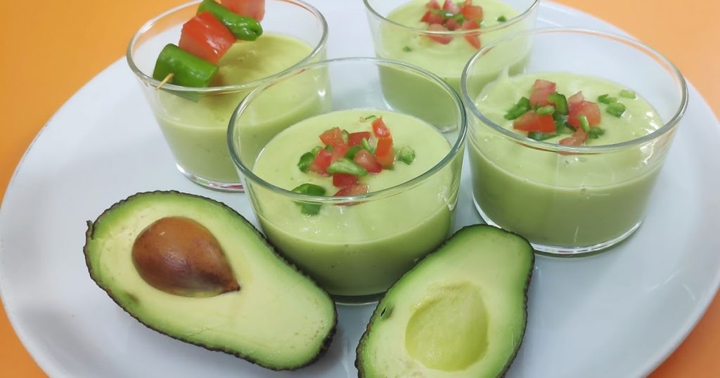 Con qué acompañar el gazpacho de aguacate