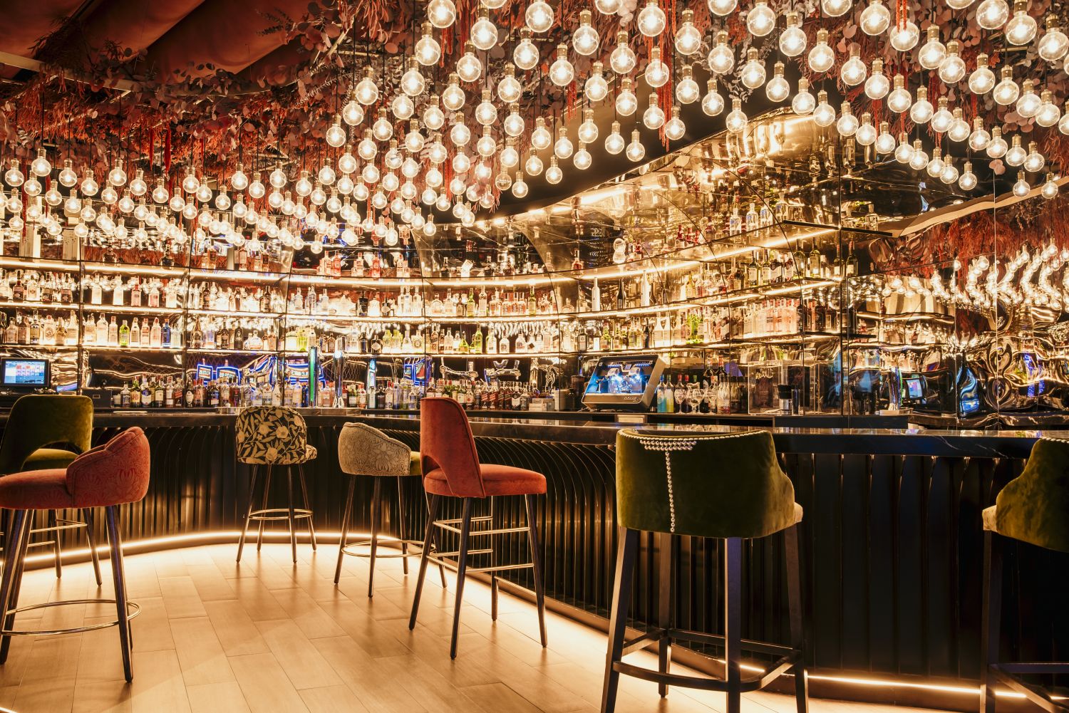 Gran Hotel Casino Extremadura, lujo y buena mesa con el sello de Nazario Cano 1 Orenés