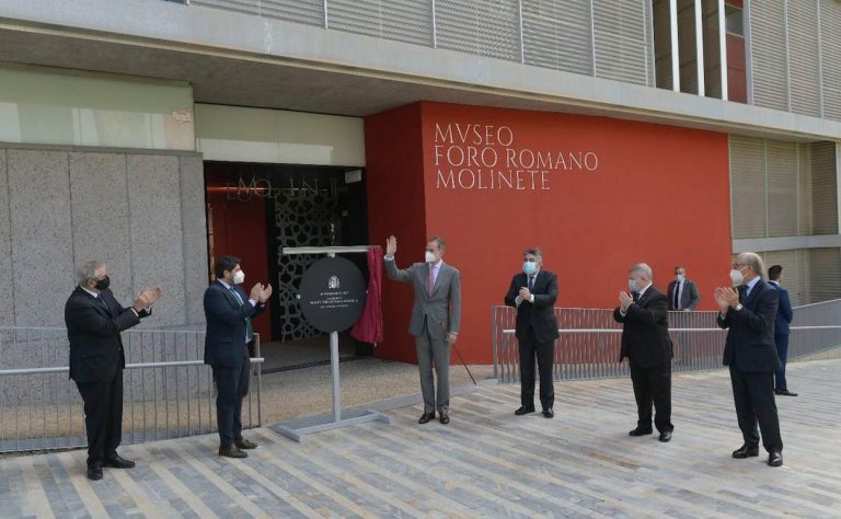 El Rey inaugura el Museo Foro Romano Molinete de Cartagena