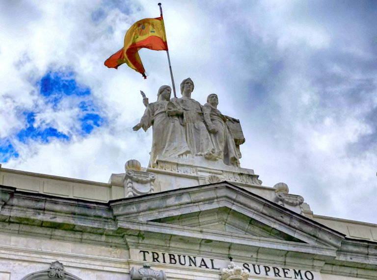 El TS: El deudor moroso debe abonar 40 euros por cada factura pagada fuera de plazo