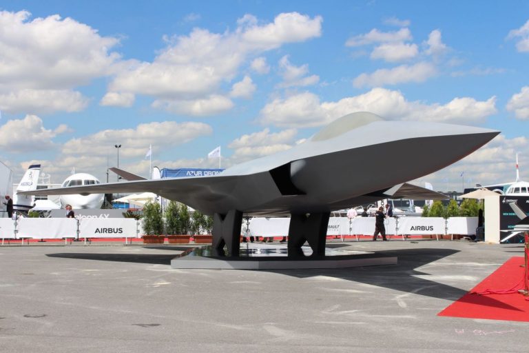 El avión de combate FCAS tendrá su primer prototipo en vuelo en 2027