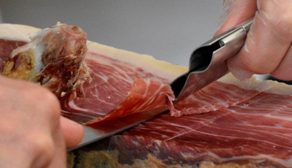 ¿Cómo se identifica el Jamón ibérico por la Unión Europea?