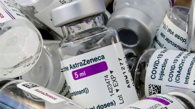 Esto es lo que pasará con las dosis de AstraZeneca que no se inoculan