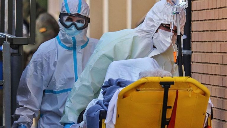 Euskadi registra 18 muertes en una semana y eleva a 379 los nuevos contagios