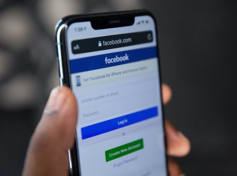 Portaltic.-Facebook detalla lo que supone para sus anunciantes la llegada de iOS 14.5