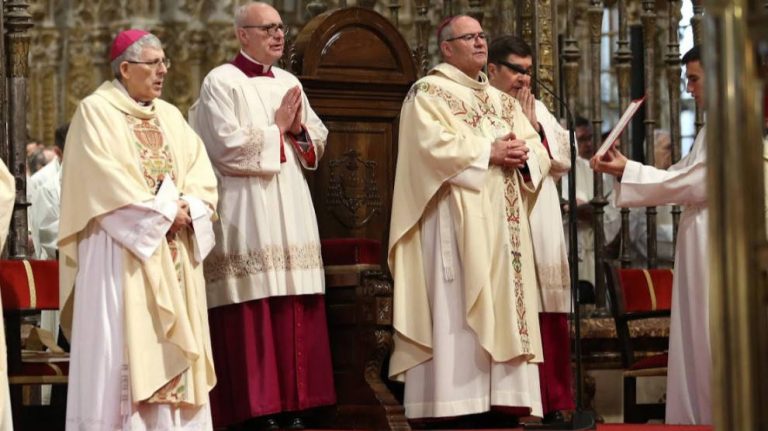 Arzobispo Toledo quiere que la Custodia salga a la calle en el Corpus