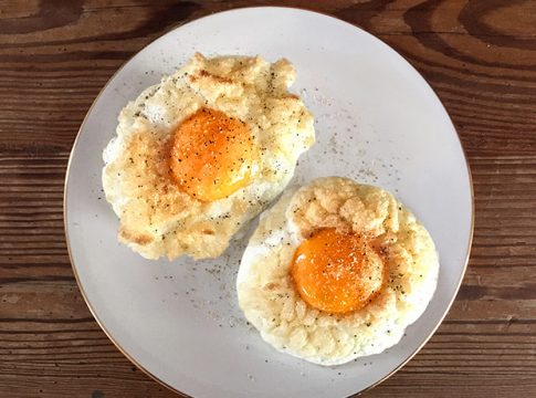 Huevos nube 1 Huevos nube: los huevos soufflé que triunfan en Instagram, ¿cómo se hacen?