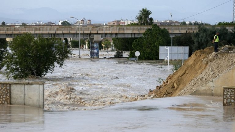 Más de la mitad de diques y motas no funcionan frente a las inundaciones en España