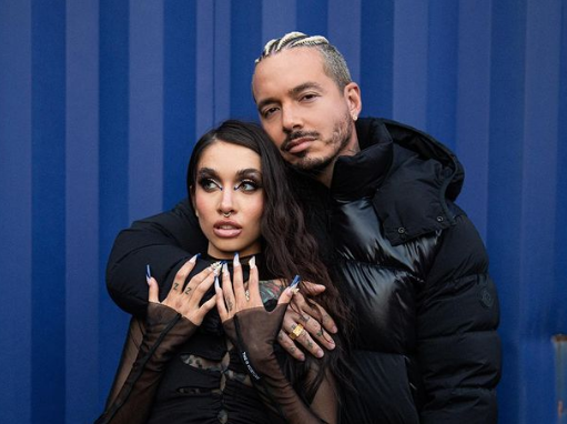 J Balvin con María Becerra en 'Qué Más Pues?' J Balvin con María Becerra en 'Qué Más Pues?'