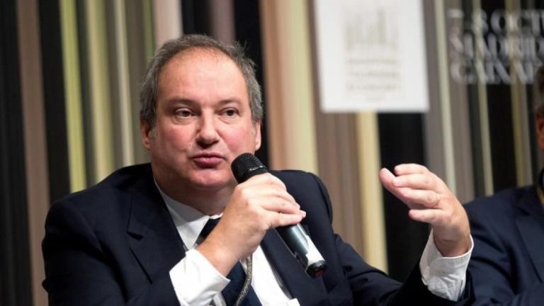 Hispasat reivindica el papel del satélite para el cierre de la brecha digital