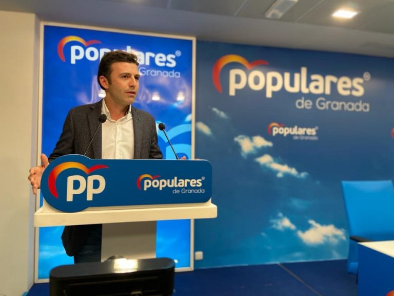 El PP de Granada inicia contactos con Cs para recuperar la Alcaldía