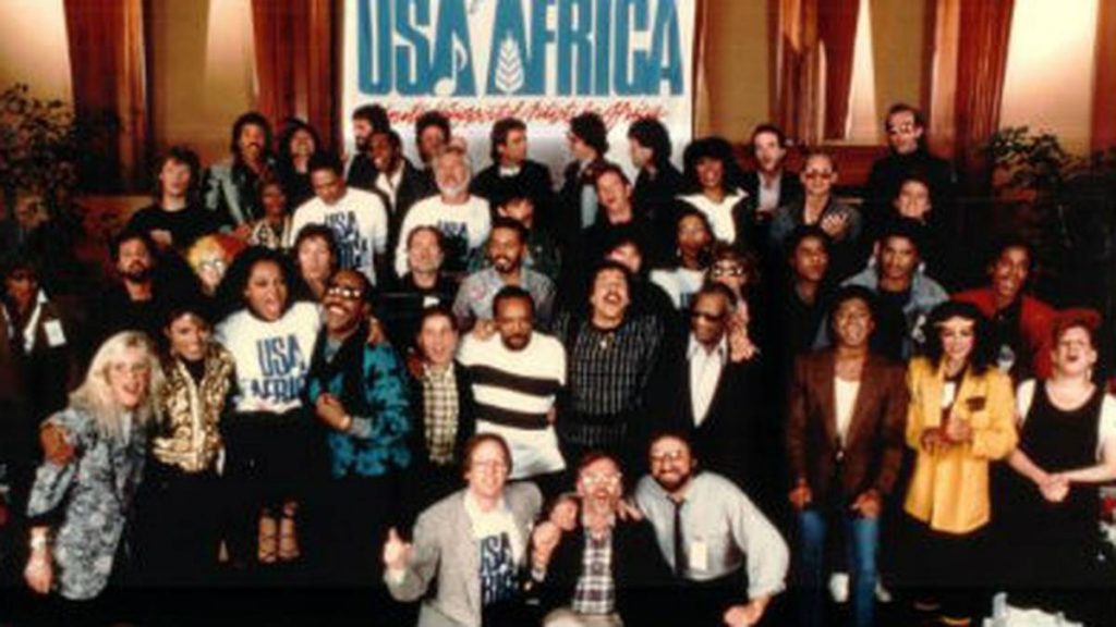 Las 10 mejores canciones que marcaron los 80 90 We are the World le dio la vuelta literalmente al mundo