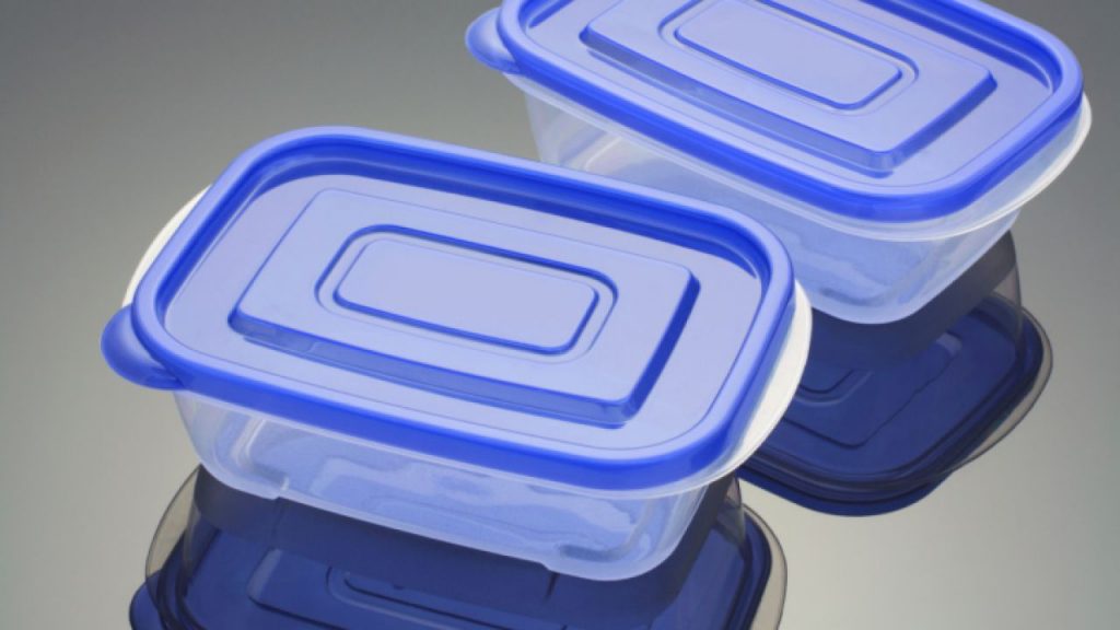 Lavar envases de plásticos