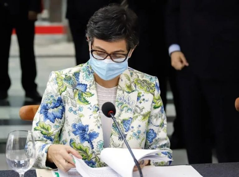 Laya cesa al cónsul en Jerusalén pero evita aclarar el motivo de su decisión