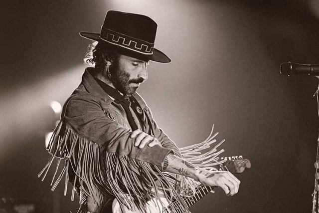 Leiva presenta 'Solaris', su tema inédito 2 Leiva Solaris