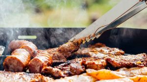 Los trucos más efectivos para preparar una barbacoa digna de un rey