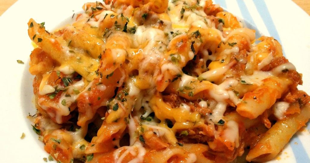 Ingredientes para macarrones en el microondas